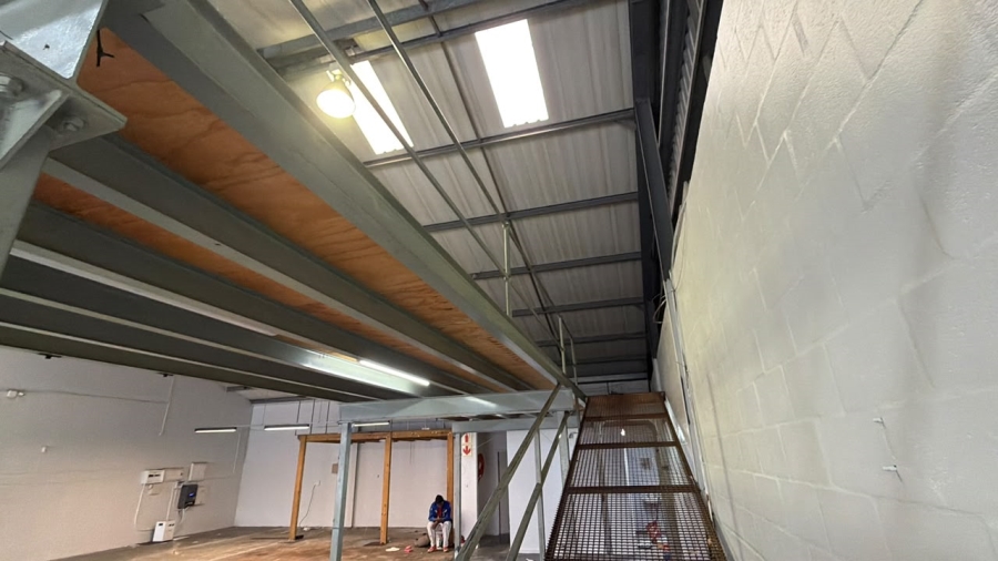 To Let Commercial Property for Rent in Brackenfell Central Western Cape